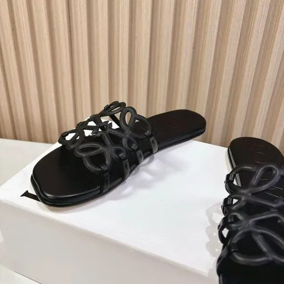 🍰🍰Classic Loewe Black Sandals
