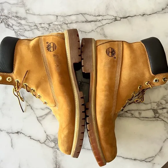 Classic Tan Leather Men's Timberland Boots
