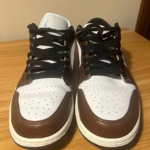 CLEAN Jordan Nike Air Retro 1 Low SE Brown Blue Gray