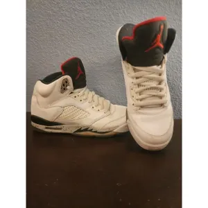 Clean Nike Air Jordan‎ 5 V Retro White Cement 440888-104 Youth Shoes Size 6.5 Y