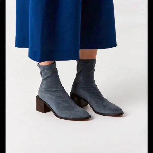 Clergerie XIA Ankle Boots in Blue size 38/8
