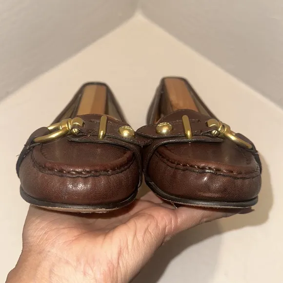 COACH ELKIE Chocolate Brown Leather Loafers Gold Logo Accent Sz 7B  Style #A2330