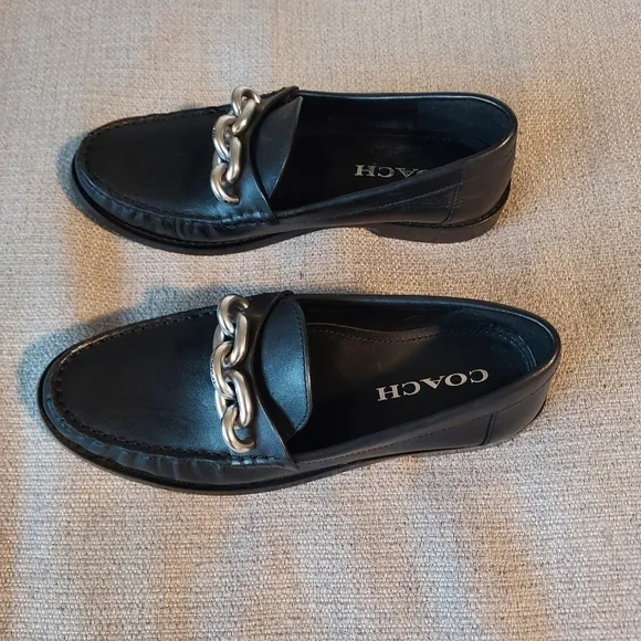 COACH Jess Leather Chain Loafers Sz-6.5 NWOT