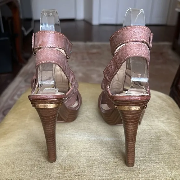 Coach Stephanie Platform T Strap Leather Wooden Platform Heel Sandals Size 6.5 B
