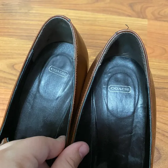 COACH vintage brown patent leather made in Italy heeled loafers retro academia