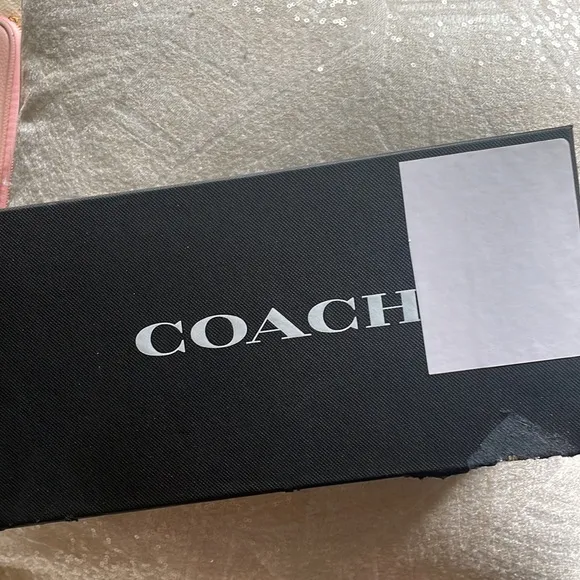 COACHHailey Flat Leather Sandals off white 8.5 NIB