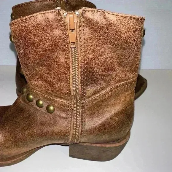Coconuts by Matisse Boots Brown Size 6.5M for Women