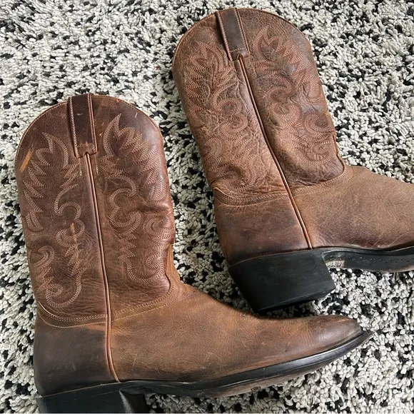 Cody James Cowboy Boots Classic Brown Leather Western BBM121 Men’s Size 12D