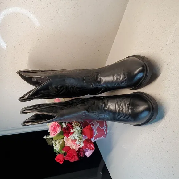CODY JAMES Western Cowboy Boots (sz 12D)