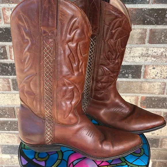 Cole Haan Cognac Brown Pointed Toe Cowboy Boots Style 09075 Western Classic