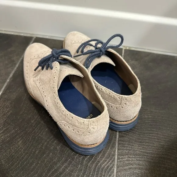 Cole Haan Lunargrand Suede Leather Light Loafers beige women 5.0BCondition 8/10
