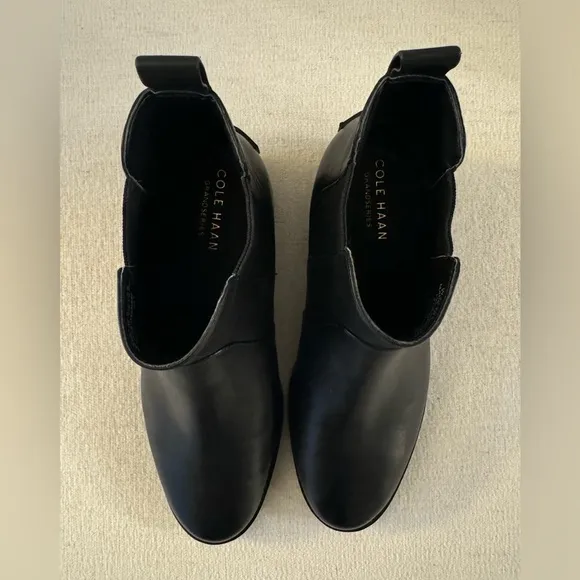 COLE HAAN Womens Black Waterproof Leather Chelsea Boots, Size 5