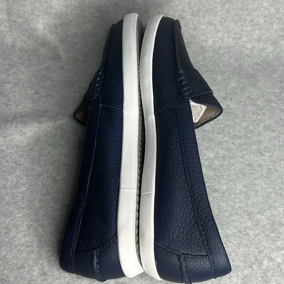 Cole Haan Womens Size 10.5 Navy Blue White Slip On Leather Loafers NWOT Casual