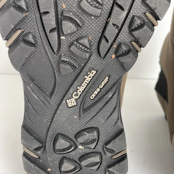 Columbia Men’s Yoncalla Mid Slip-on Waterproof Boots Taupe Grey 10