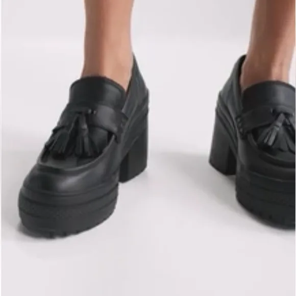 Converse Leather Platform Loafers