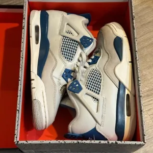 COPY - Air Jordan 4 Retro GSOff White/Military Blue