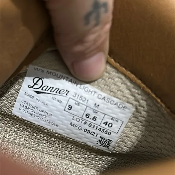 COPY - Danner Brown Leather Hiking Boots with Red Laces Suze 9