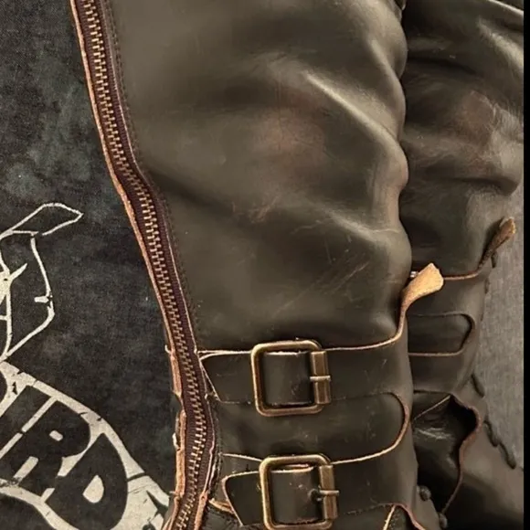 COPY - Free bird distressed saddle boots🌸🌸