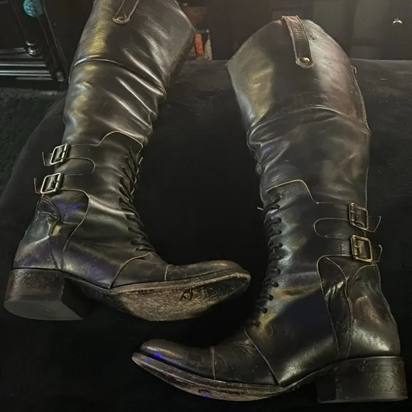 COPY - Free bird distressed saddle boots🌸🌸