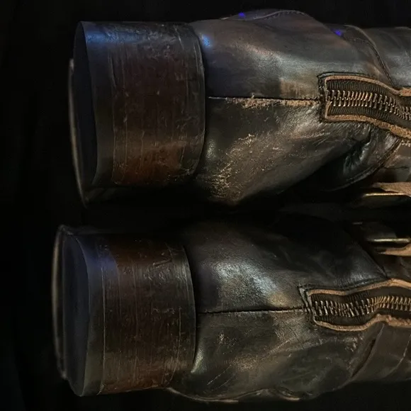 COPY - Free bird distressed saddle boots🌸🌸