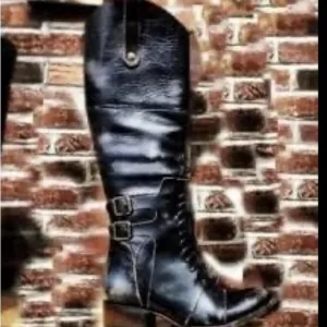 COPY - Free bird distressed saddle boots🌸🌸