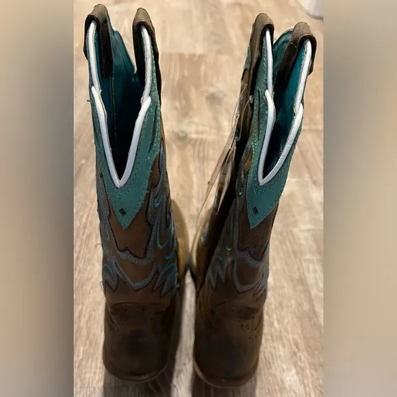 COPY - Justin Boots style Silver 7311. Sz 7.5. New with tags. Brown/Teal