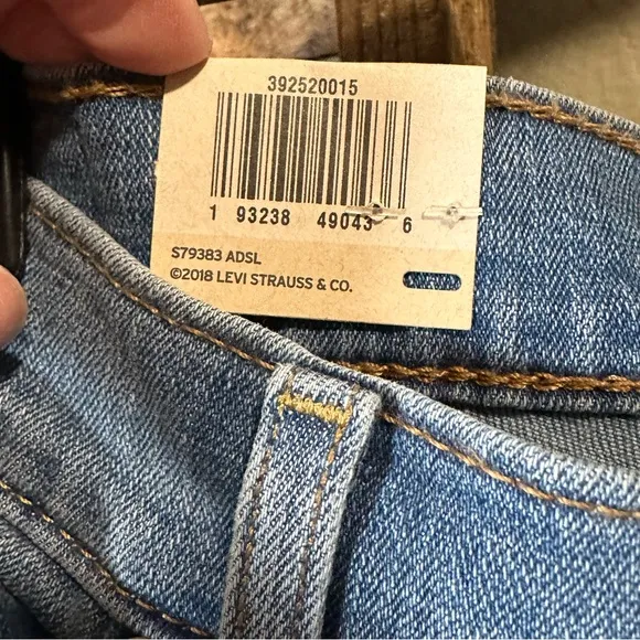 COPY - Levi's Embroidered High Rise Light Wash Boot Cut Jeans 18 Tall NWT