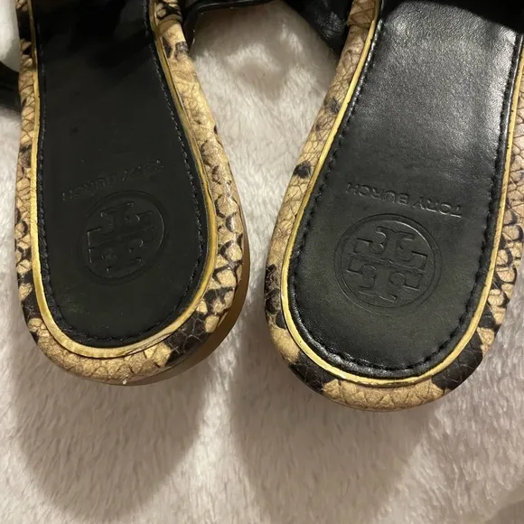 COPY - Tory Burch Metal Miller Snakeskin printed leather thong sandals w lg Met…