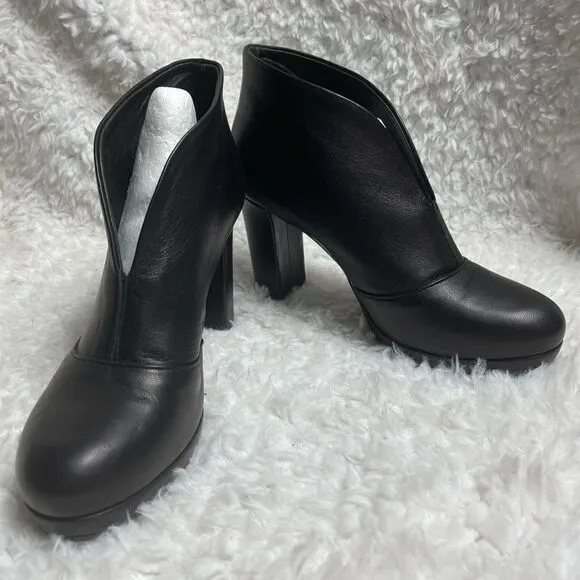 Cordani Black soft leather ankle slip on Boots block heels EUR SZ39.5