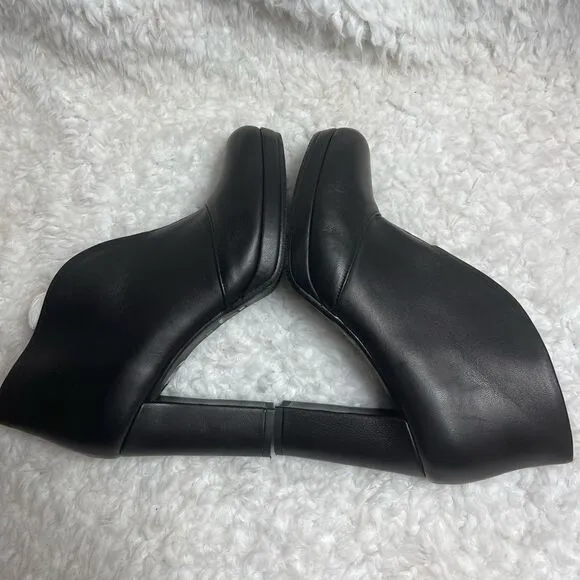 Cordani Black soft leather ankle slip on Boots block heels EUR SZ39.5