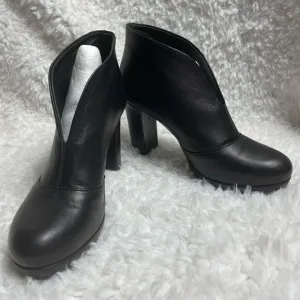 Cordani Black soft leather ankle slip on Boots block heels EUR SZ39.5