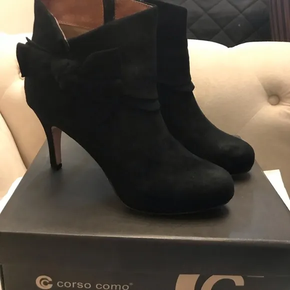 Corso Como boots !!!FIRM