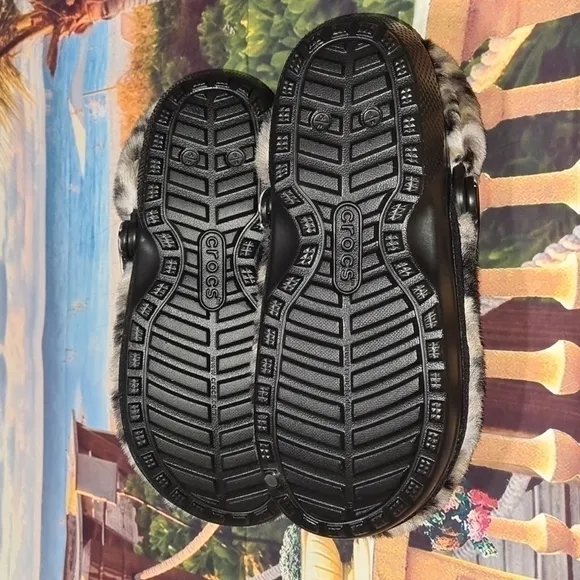 Crocs Classic Fur Clogs Sandals Animal Print NWT Size 8