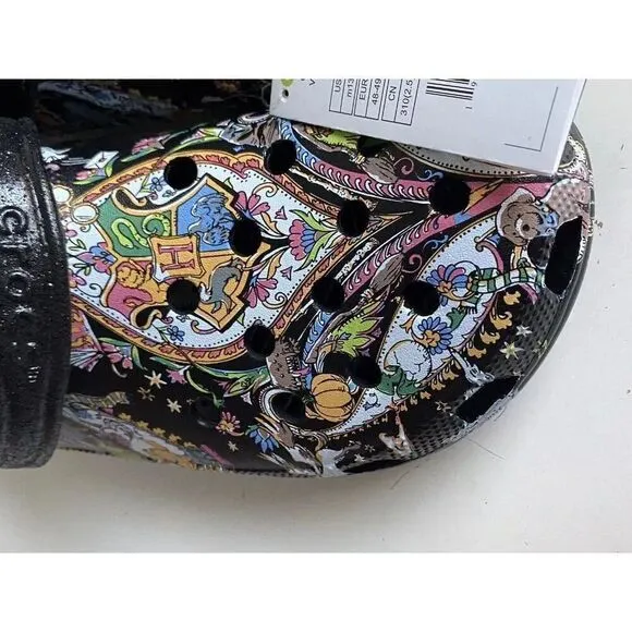 Crocs Classic Harry Potter Vera Bradley Clog Sandals Black Multi Men’s Sz 13 NEW