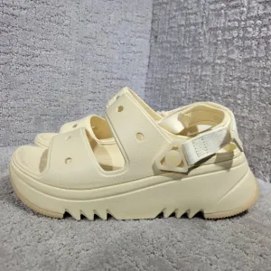 Crocs Classic Hiker Xscape Unisex Size L7 M5 Beige Vanilla Wedge Sandals 207670