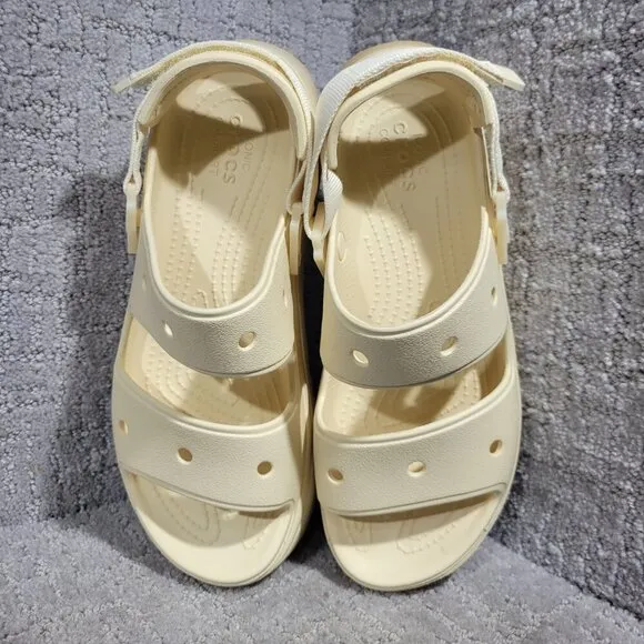 Crocs Classic Hiker Xscape Unisex Size L7 M5 Beige Vanilla Wedge Sandals 207670