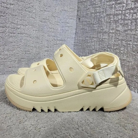 Crocs Classic Hiker Xscape Unisex Size L7 M5 Beige Vanilla Wedge Sandals 207670