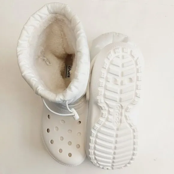 Crocs Classic Lined Neo Puff Slip On Boot Mens Size 9 Womens 11 White