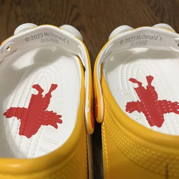 Crocs Classic McDonald's Birdie 208696-730 Unisex US M7/W9‎ Clogs Yellow Sandals