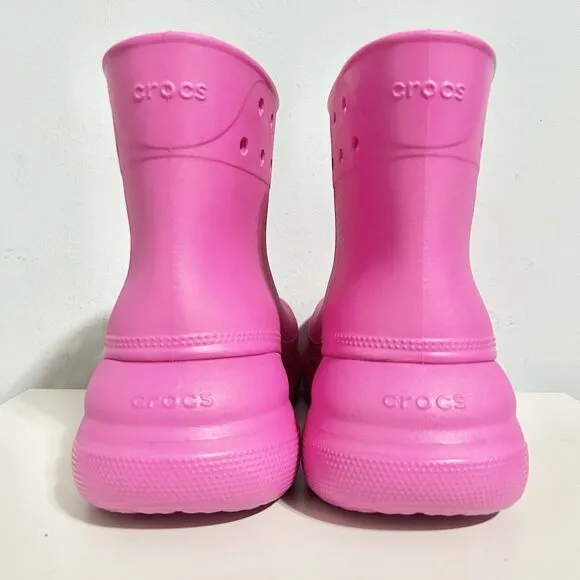 Crocs Classic Men’s Size 10 Women’s 12 Pink Crush Lifestyle Comfort Rain Boots