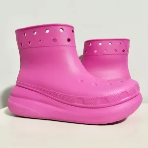 Crocs Classic Men’s Size 10 Women’s 12 Pink Crush Lifestyle Comfort Rain Boots