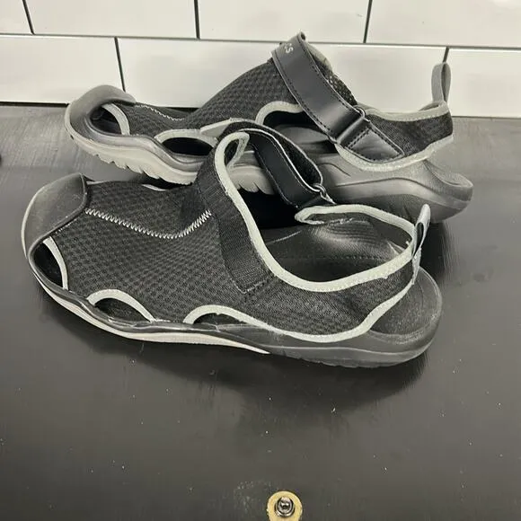 Crocs Men's Swiftwater Mesh Deck Sandals Waterproof Sandals Size 14 Beach Ocean