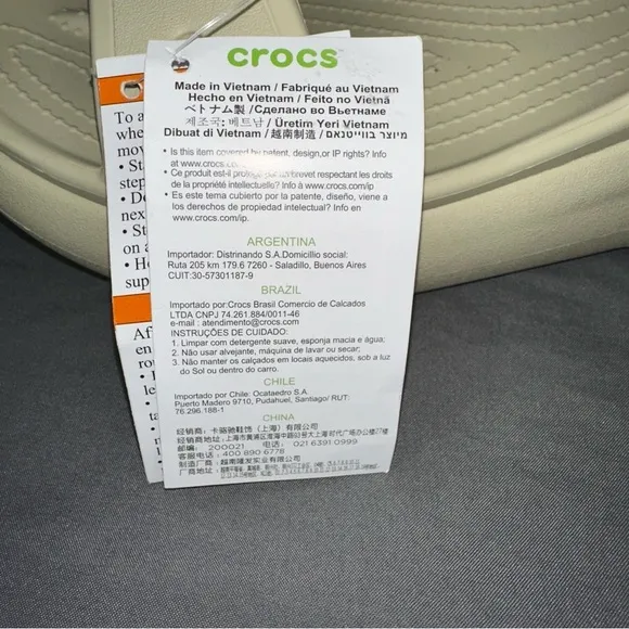 Crocs Shoes Mens 11 Beige Crush Two Strap Sandals Classic Vacation Travel Boho