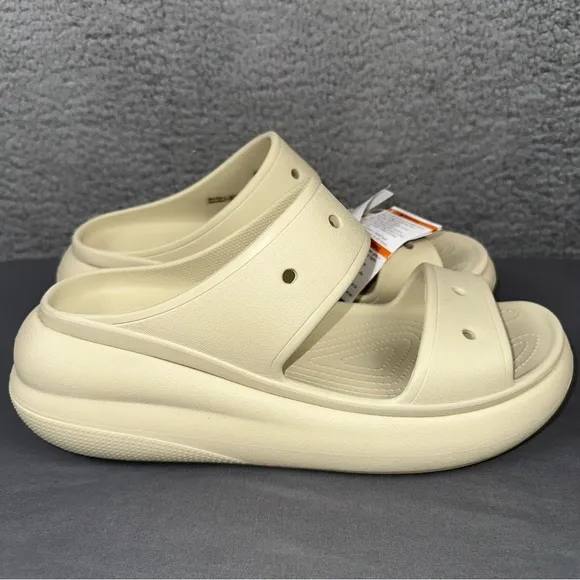 Crocs Shoes Mens 11 Beige Crush Two Strap Sandals Classic Vacation Travel Boho