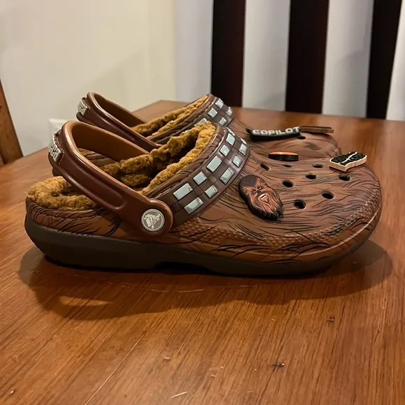 Crocs x Chewbacca Star Wars Classic Clog Shoes sandals new Mens 8 / Womens 10