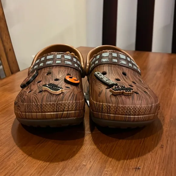 Crocs x Chewbacca Star Wars Classic Clog Shoes sandals new Mens 8 / Womens 10