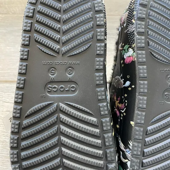 Crocs x Harry Potter x Vera Bradley Cozy fur lined sandals