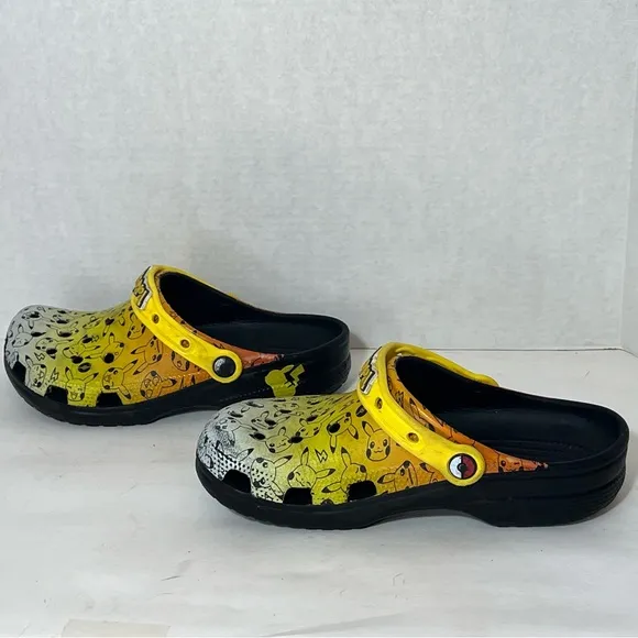 Crocs x Pokemon Pikachu Classic Clog Size 5W 7M‎