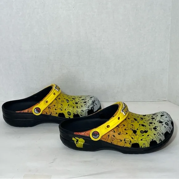 Crocs x Pokemon Pikachu Classic Clog Size 5W 7M‎