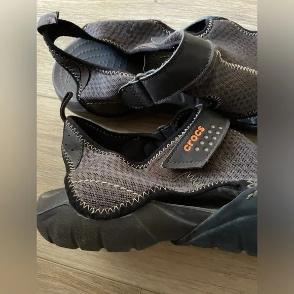 Crocs Swiftwater Mesh Brown Black Men’s Sandals 13 Hiking Waterproof Outdoor